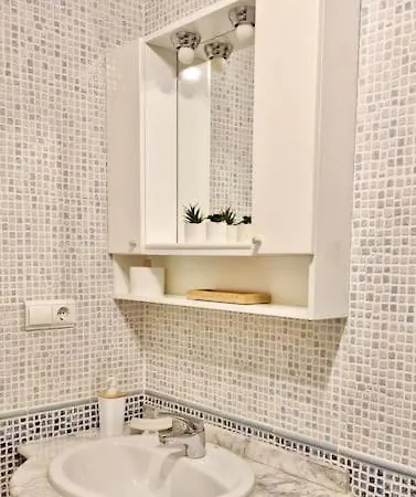 Flamingo Apartment *
